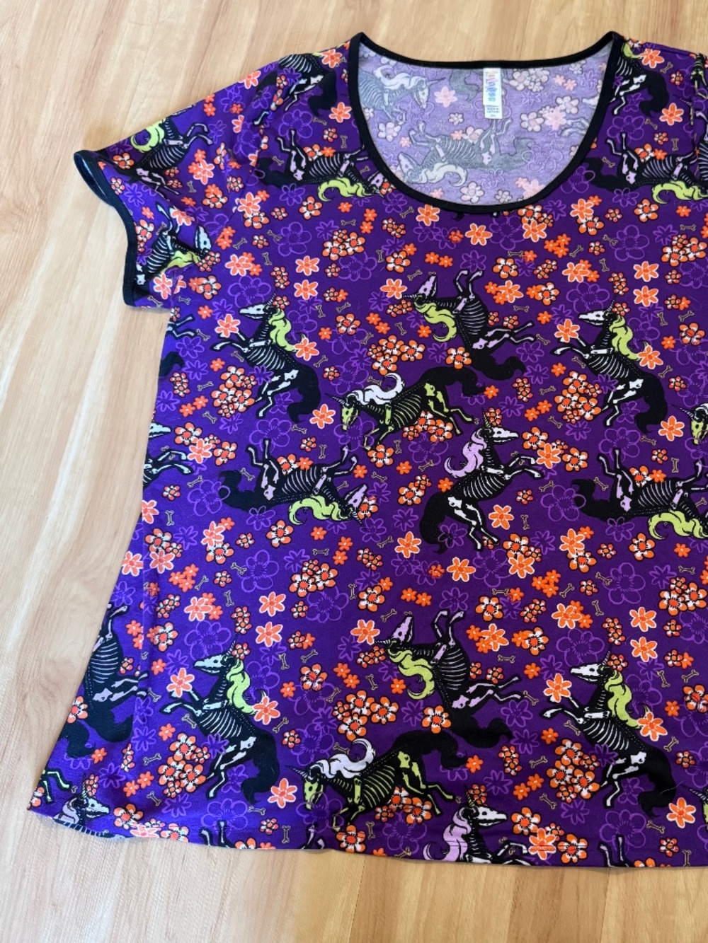 LuLaRoe 2XL Shirt